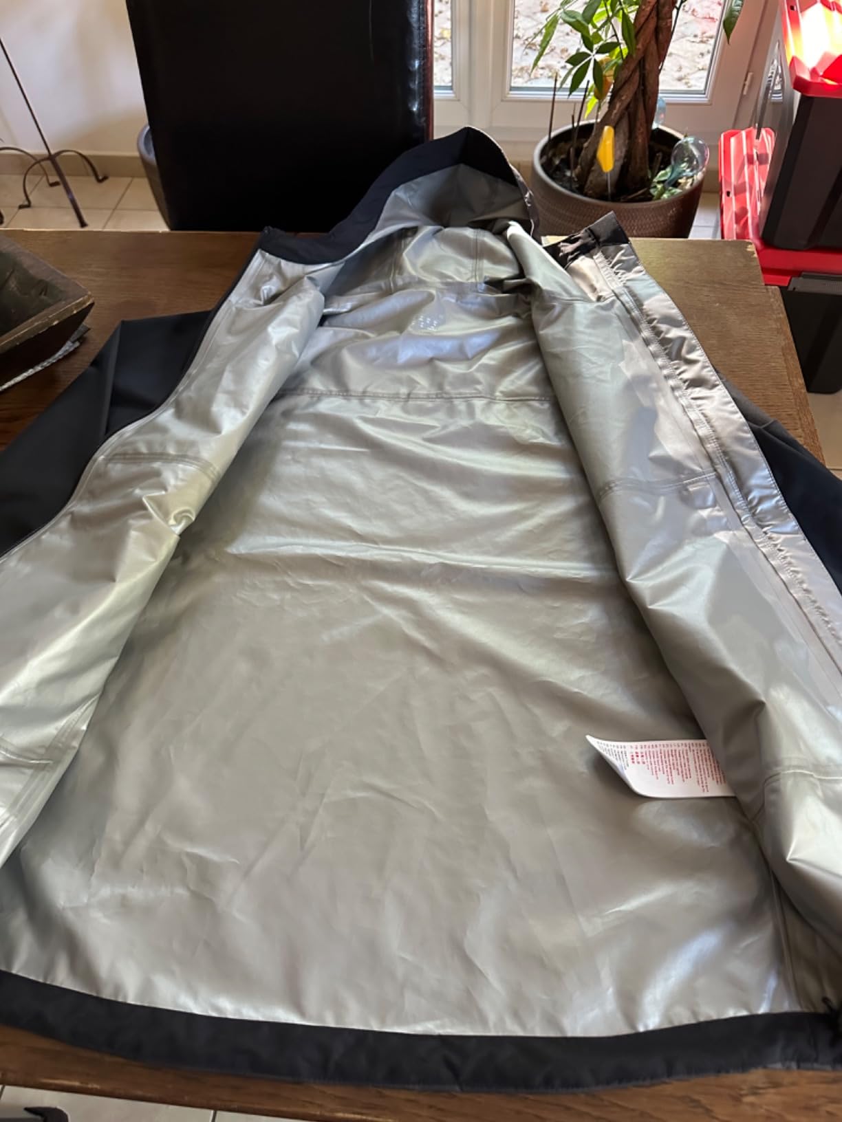 Très bonne veste, quelques réserves