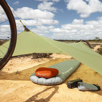 sea-to-summit-minimalist-tarp-b-che-de-shelter-ultral-g-re-catenaria-avec-rabats image 3
